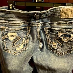 Silver SUKI size 29 length 33”